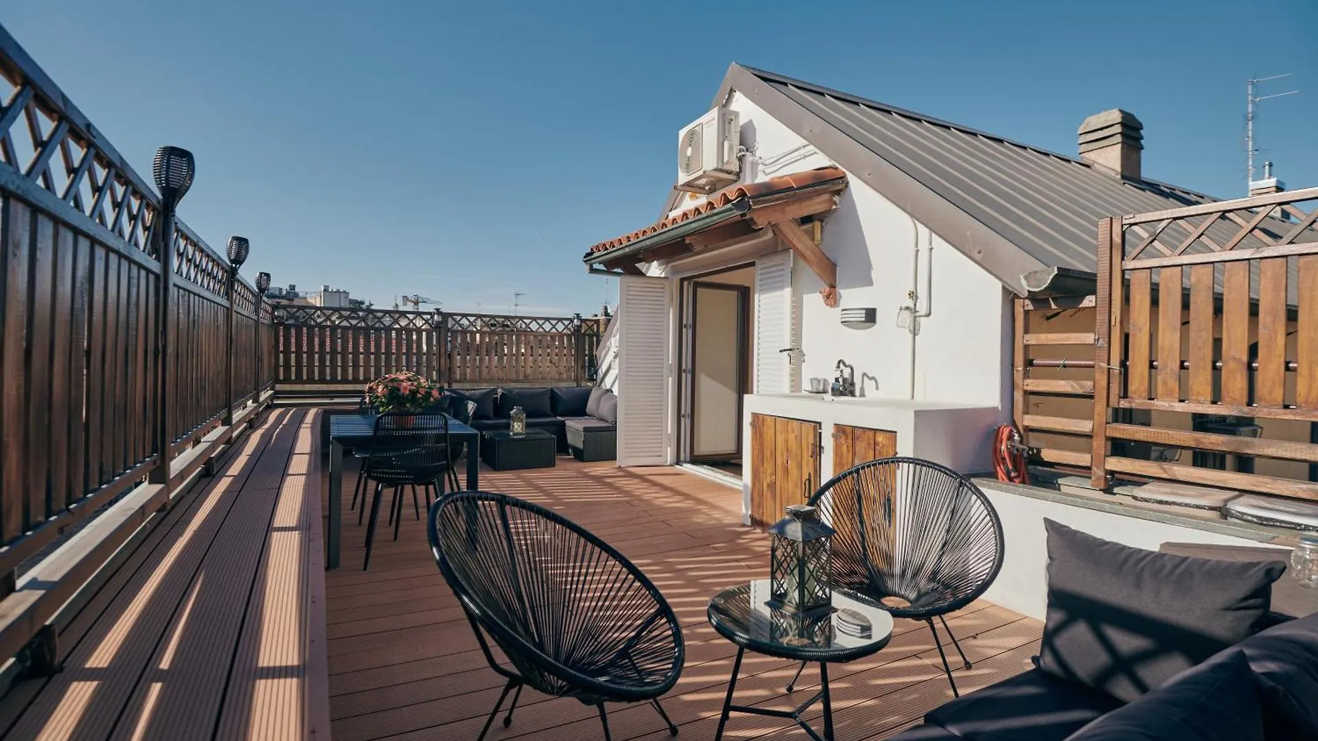 Sant'Andrea Penthouse By Montenapoleone Living Milan