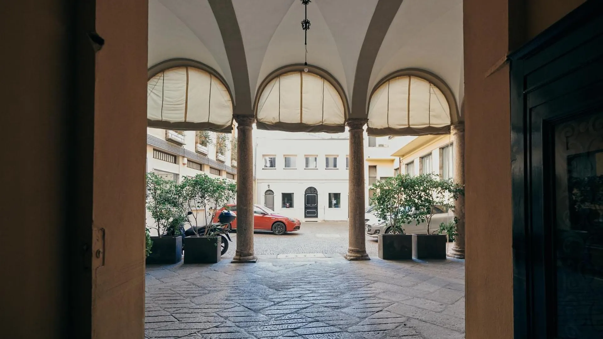 Apartment Sant'Andrea Penthouse By Montenapoleone Living Milan Italy
